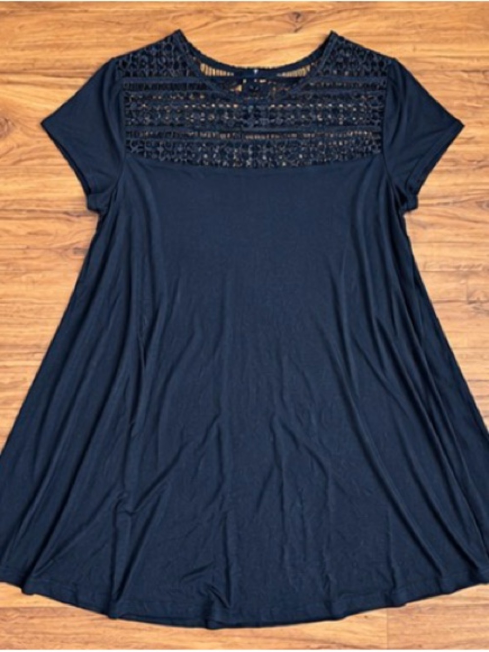 Chico's Lace Short Sleeve Top in Black Size Medium NWT